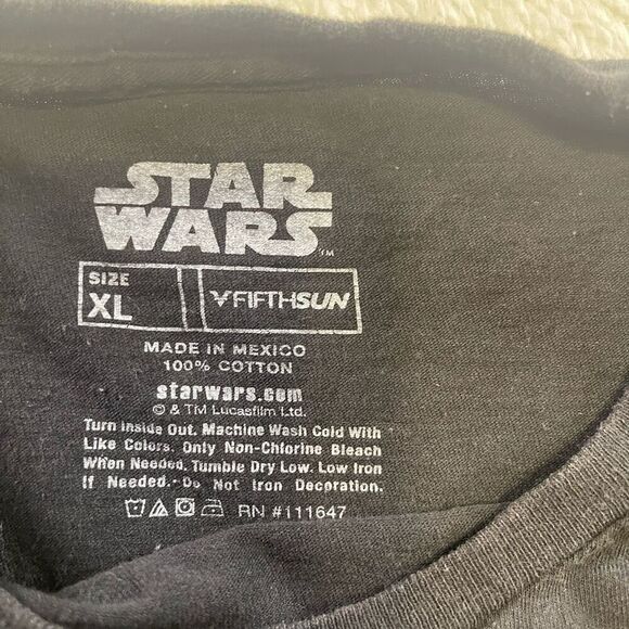 XL Black cutoff Midriff Star Wars The Mandalorian Grogu The Child T Shirt Fifth - Picture 4 of 11